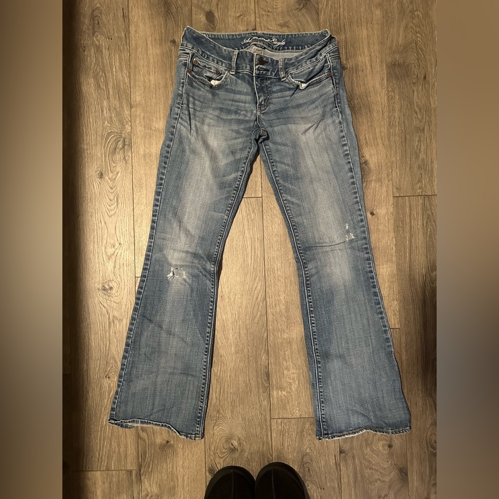 American Eagle Distressed Artist Flare